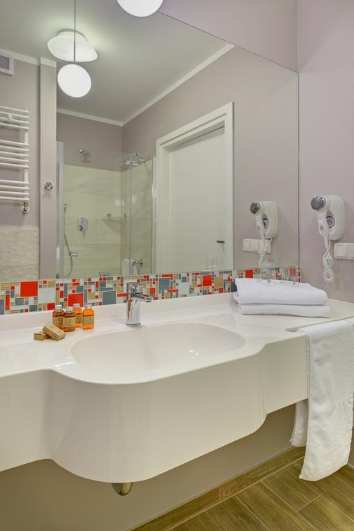 Hotel & Spa Trzy Wyspy Świnoujście Esterno foto